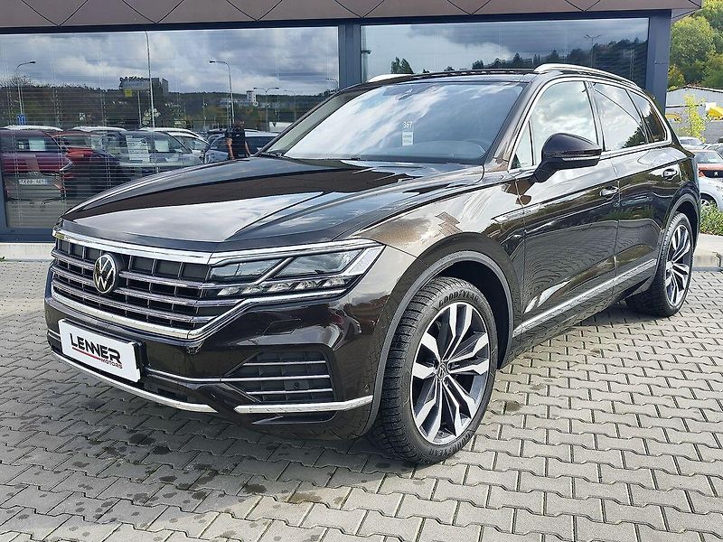 Volkswagen Touareg 3.0 TDi/210kW Elegance AT 4x4 - fotka 1 z 39