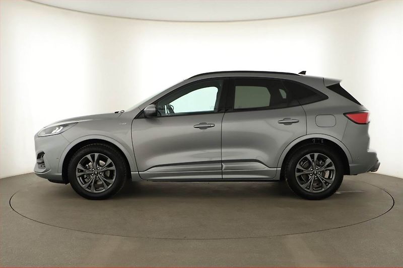 Ford Kuga (2022) ST-Line 1.5 EcoBoost - fotka 3 z 20