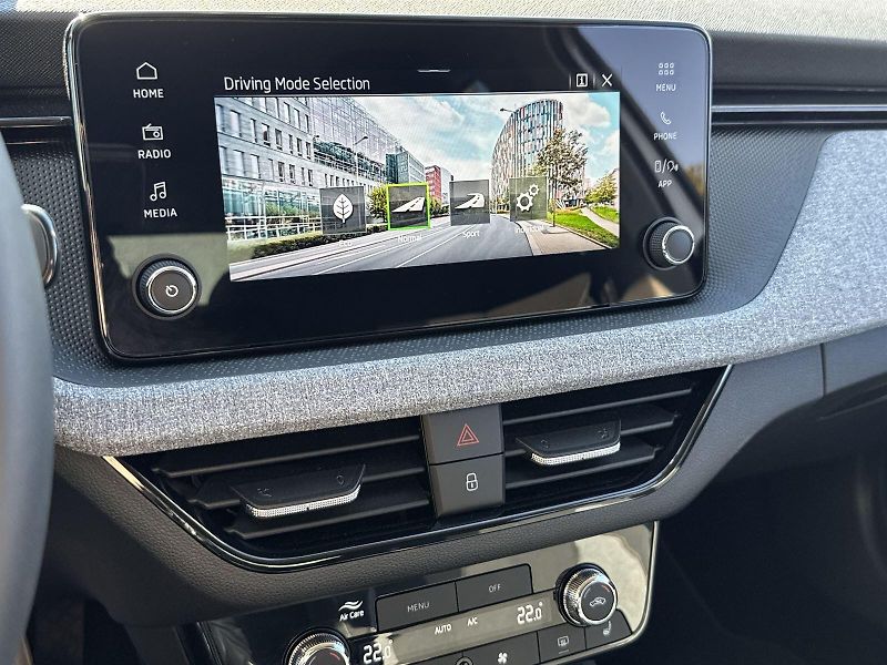 Škoda Scala (2024) 1.0 TSI DSG Selection - fotka 22 z 31