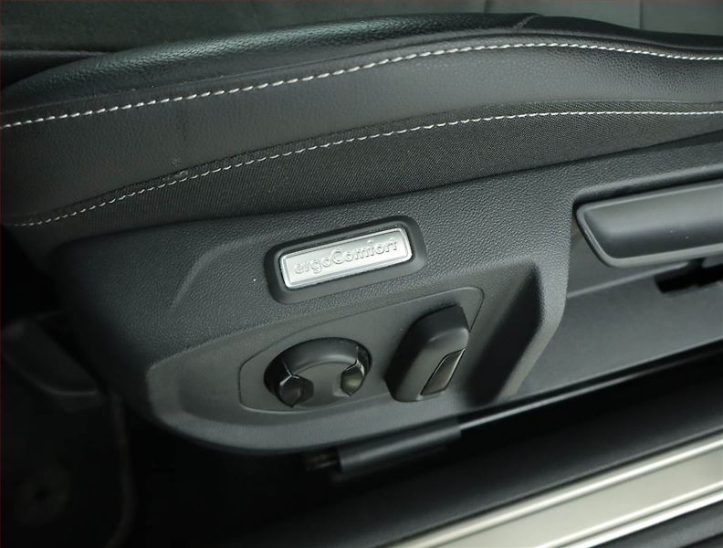 Volkswagen Arteon (2023) 2.0 TDI - fotka 17 z 18