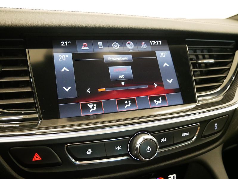 Opel Insignia - fotka 20 z 27