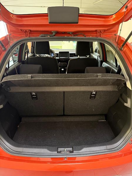Suzuki Ignis 1,2 Premium 4x4 Hybrid - fotka 7 z 15