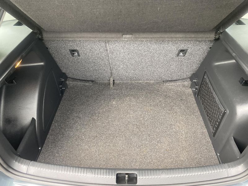 Škoda Rapid 1.2 TSI 81kW -KLIMA -ALU - PDC - fotka 26 z 35