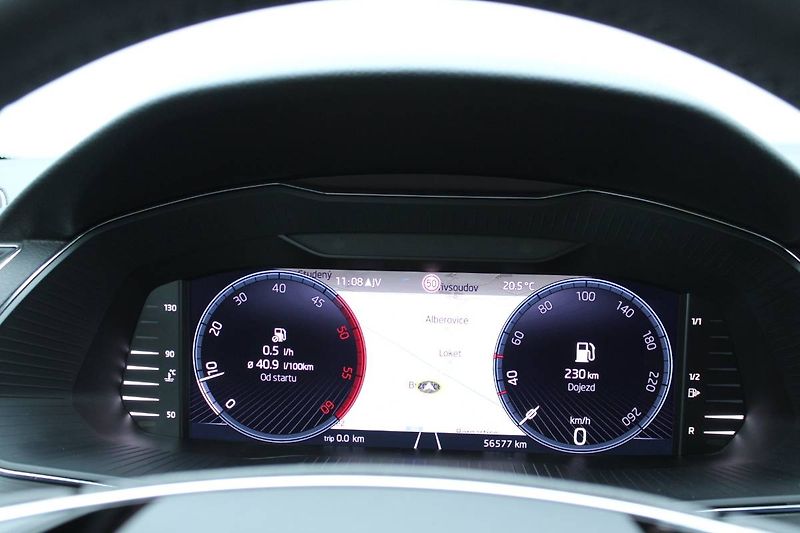 Škoda Superb (2022) 2.0 TDI 110kW LED Matrix manuá - fotka 15 z 33