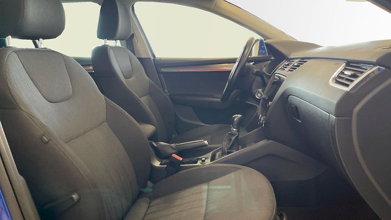 Škoda Octavia (2020) kombi STYLE Extra 1.5 TSI 110k - fotka 15 z 28