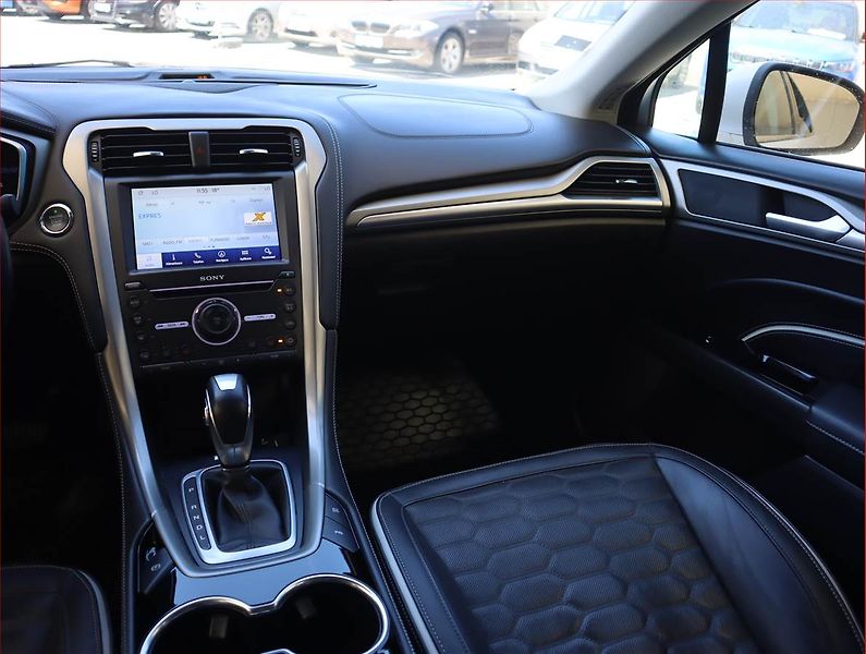 Ford Mondeo (2019) Vignale 2.0 Hybrid, Automat - fotka 8 z 22