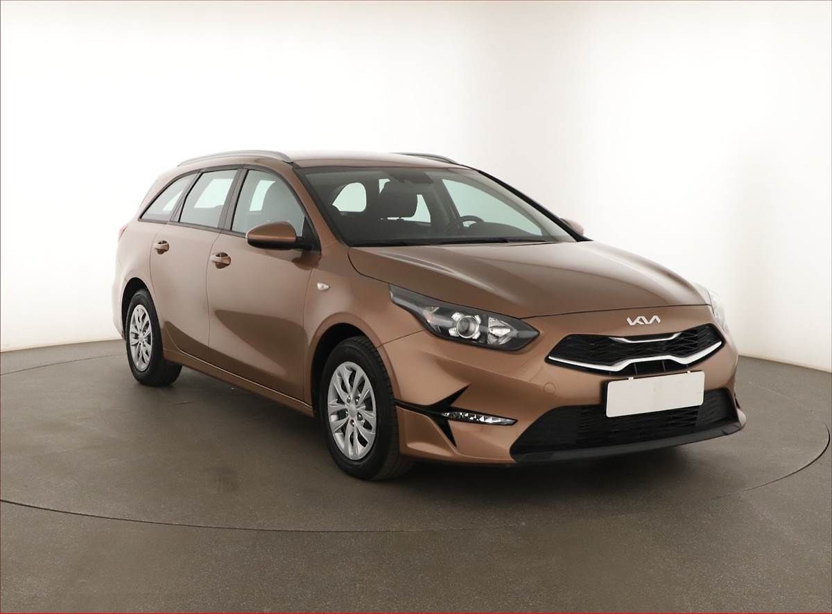 Kia Ceed Fresh 1.0 T-GDI, ČR,1.maj