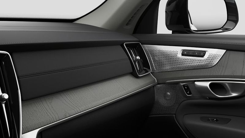 Volvo XC90 (2026) ULTRA B&W, vzduch.pod., AWD, T - fotka 10 z 11
