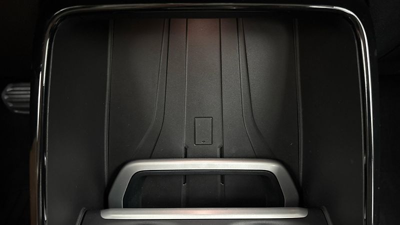 BMW Řada 2 218i AUT Luxury Line - fotka 23 z 27