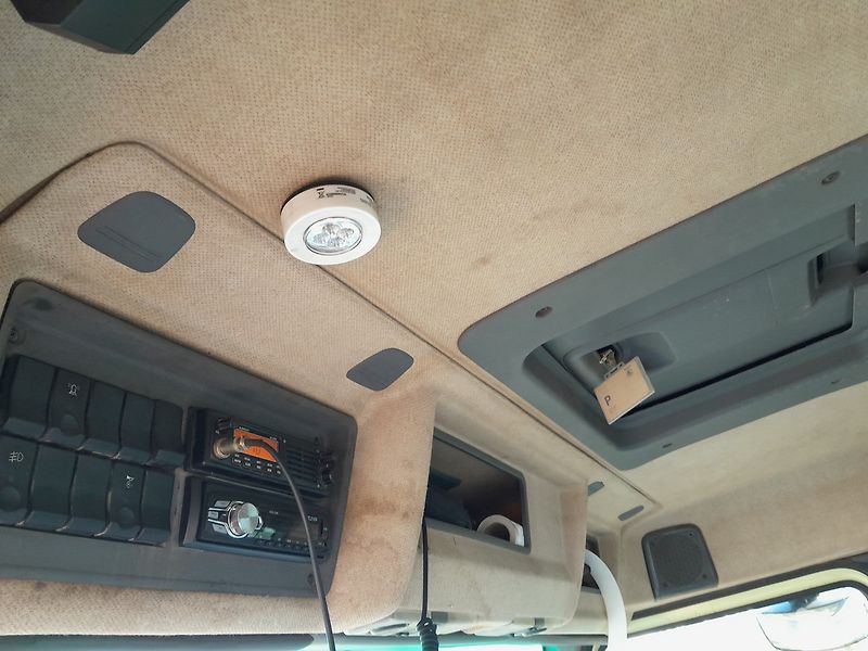 Renault 370.34 PR 6x6 - fotka 22 z 37