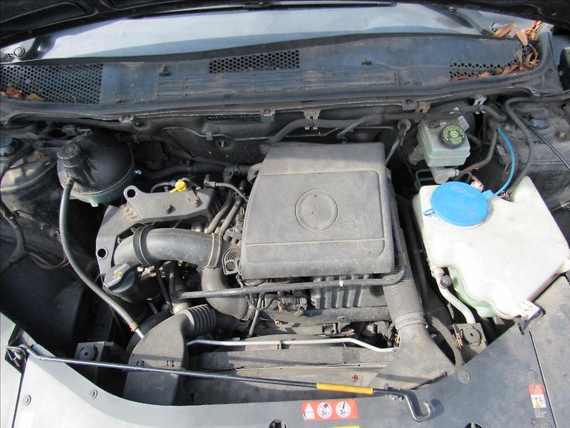 Mercedes-Benz Třídy B 2,0 Turbo B200 - fotka 24 z 25