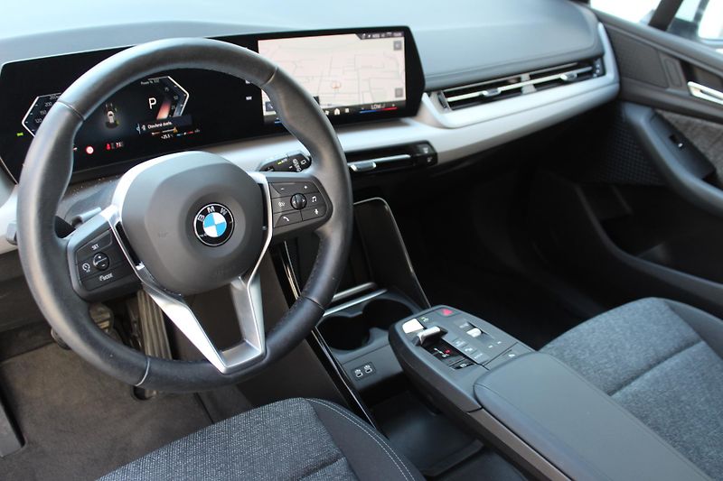 BMW Řada 2 218d, CZ - fotka 4 z 24