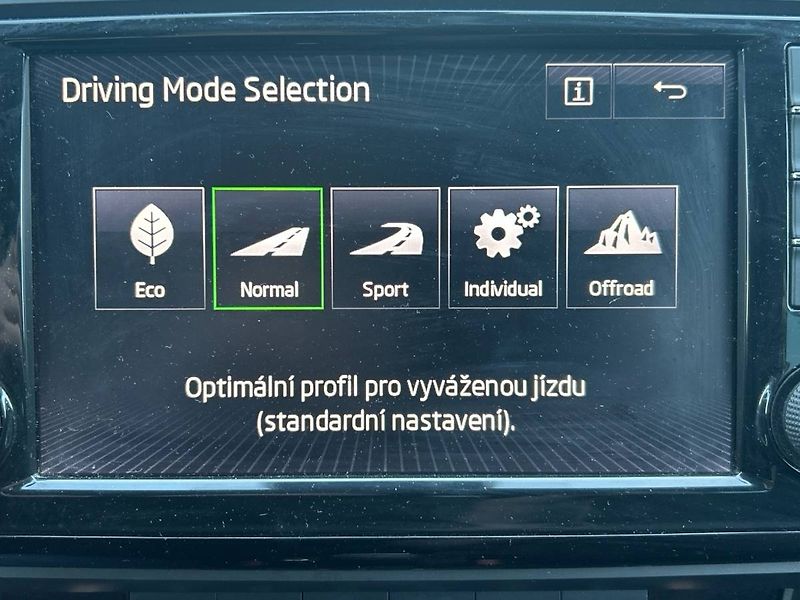 Škoda Octavia (2016) 2.0 TDI 4X4 Scout - fotka 9 z 25