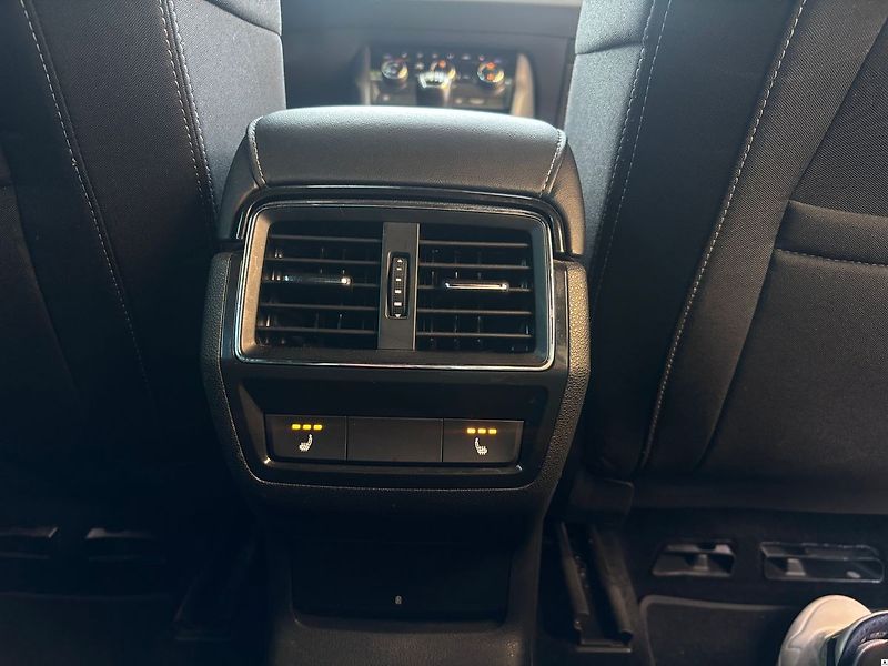 Škoda Karoq 2.0TDI 110KW/2020/Sportline-ZÁ - fotka 27 z 51