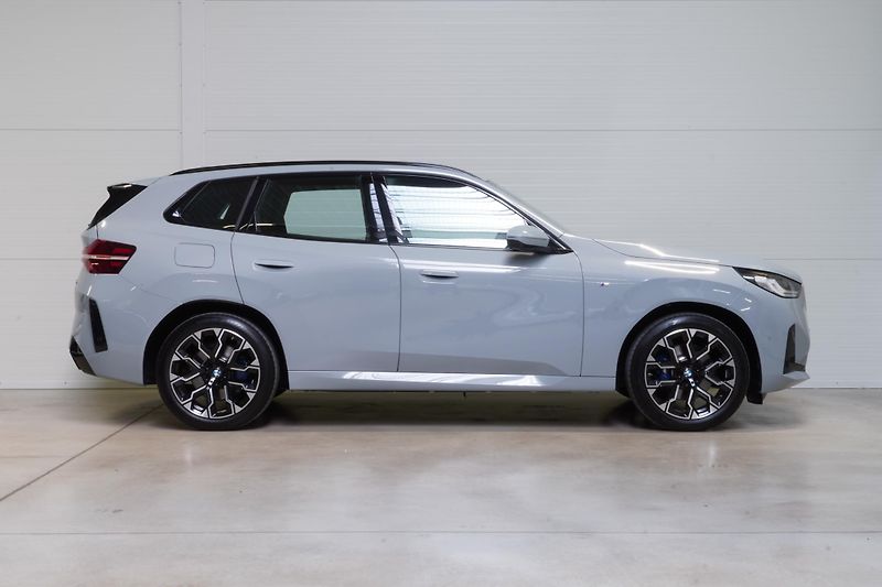 BMW X3 Xdrive20d,M-paket,ČR,HUD,Tažné - fotka 4 z 37