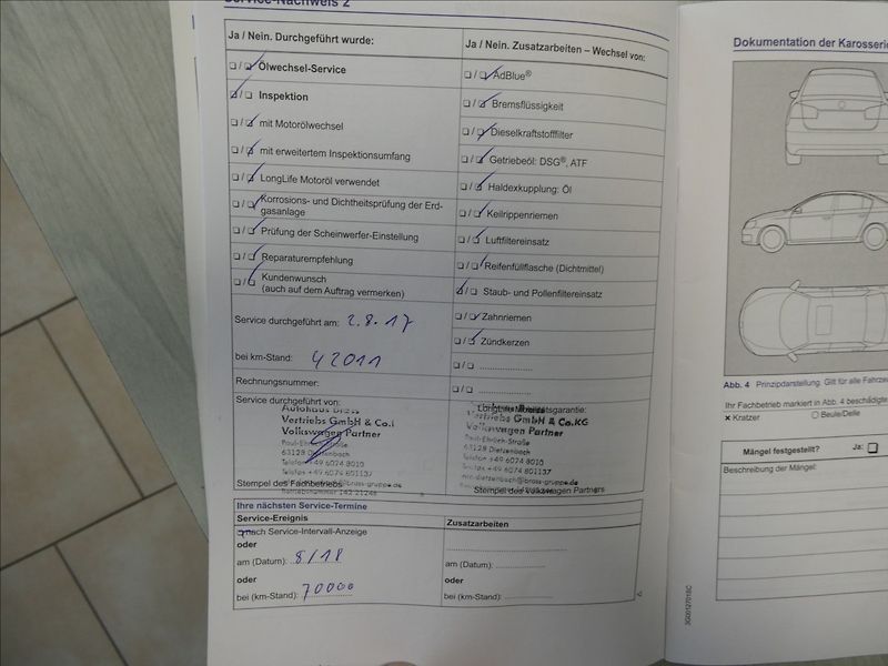 Volkswagen Golf 1,2 TSi 81kW 2x kola, serviska - fotka 38 z 54