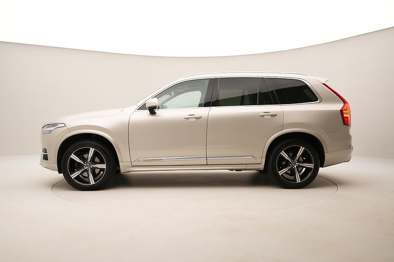 Volvo XC90 D5 AWD INSCRIPTION REZERVACE - fotka 9 z 56