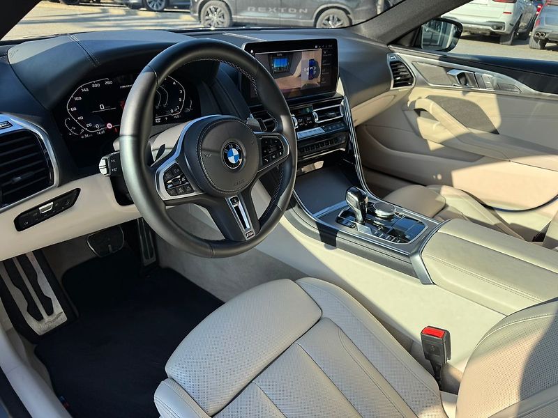 BMW Řada 8 M850i xDrive GranCoupé 08/2025 - fotka 15 z 24