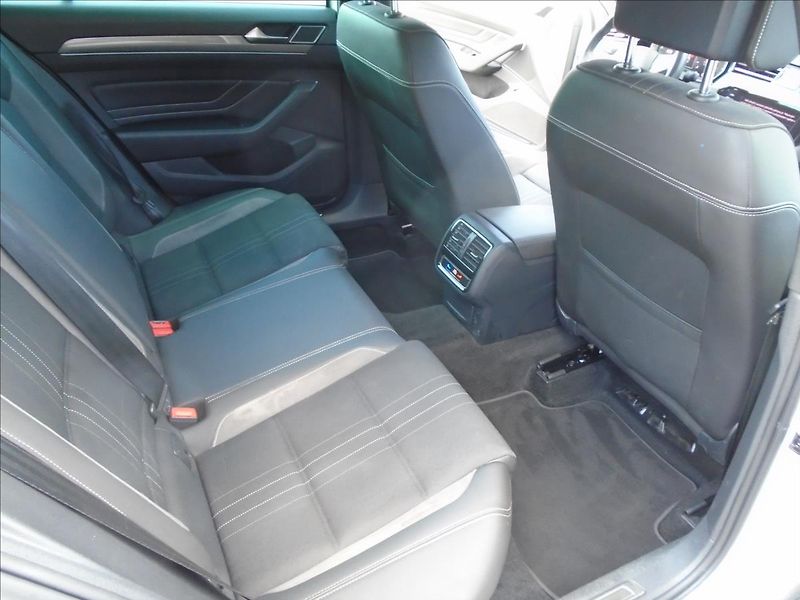 Volkswagen Passat 2,0   ALLTRACK 2.0.TDI-CR - fotka 19 z 35
