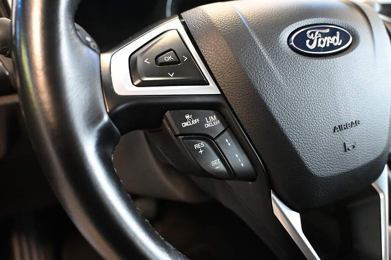 Ford Mondeo (2022) 2.0 LED SONY ACC TITANIUM Masá - fotka 20 z 34