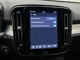 Volvo XC40 B3 DARK PLUS AUT CZ 1. maj. - náhled 38