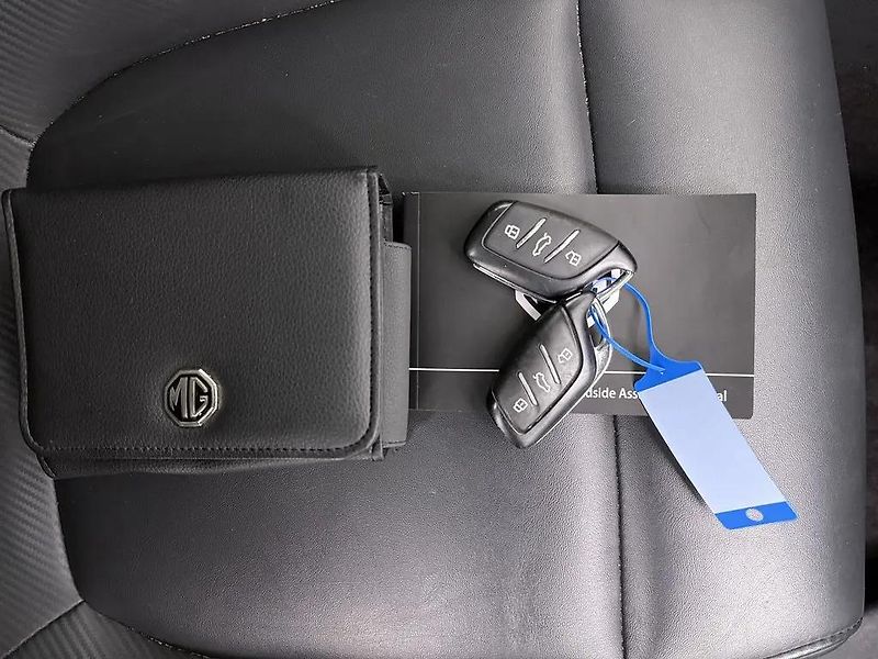MG ZS EV 130kW 51kWh LUXURY DPH - fotka 11 z 11