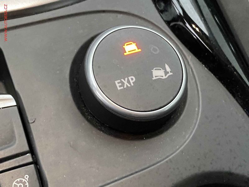 Renault Kadjar (2016) 1.2TCe, Zen, navi, kamera - fotka 14 z 17