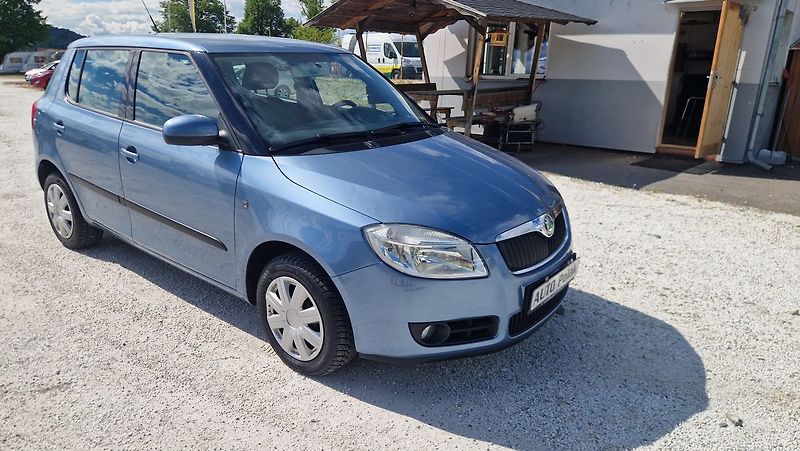 Škoda Fabia 1,6 16V - fotka 3 z 11