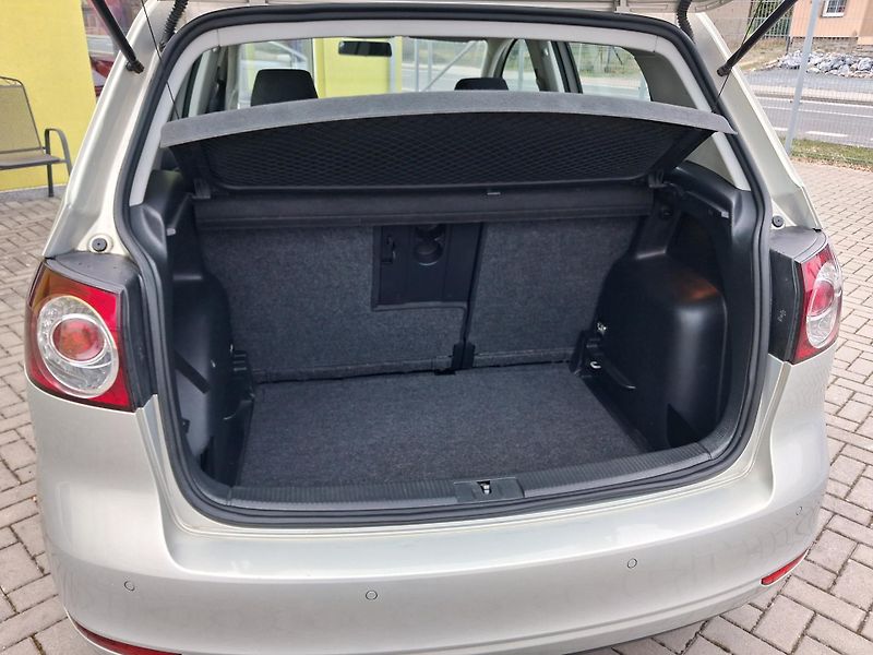 Volkswagen Golf Plus (2013) 1,2TSi SERVISKA NOVÁ STK ! - fotka 17 z 46