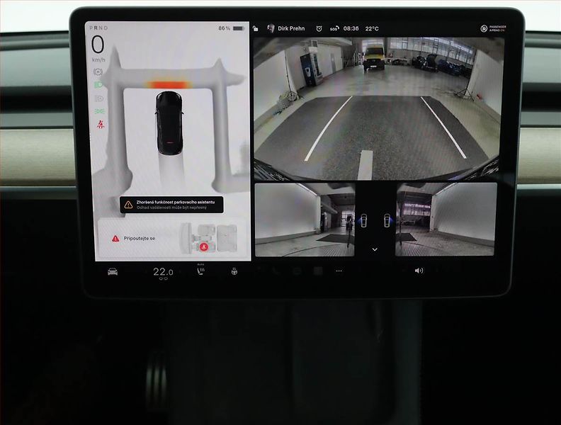 Tesla Model Y (2023) Performance 79kWh, SoH 92% - fotka 17 z 21