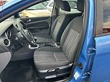 Ford Focus (2008) 1.6 16V, AC, STK6/28 - náhled 8