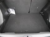 Peugeot 2008 (2023) 1.2 PureTech, Automat - náhled 14