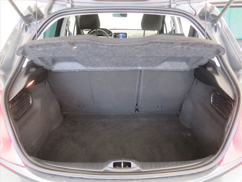 Peugeot 208 (2014) 1.2 PureTech, Serv.kniha - fotka 13 z 15