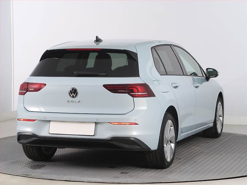 Volkswagen Golf (2025) 1.5 TSI, 1.Majitel, DPH - fotka 5 z 20
