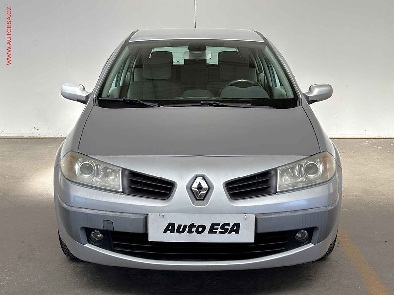 Renault Mégane (2006) 1.4i, ČR, AC, STK7/28 - fotka 2 z 13
