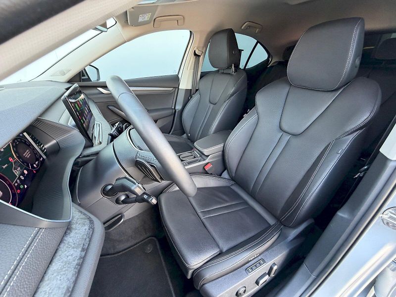 Škoda Octavia (2025) 2.0 TDI 110kW DSG Exclusive Se - fotka 6 z 35