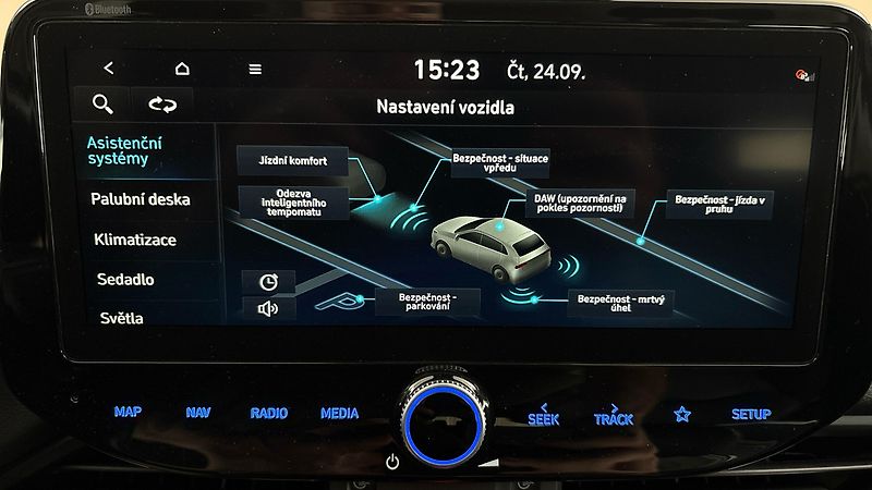 Hyundai i30 1.5 T-GDI AUT Style Kombi - fotka 25 z 29