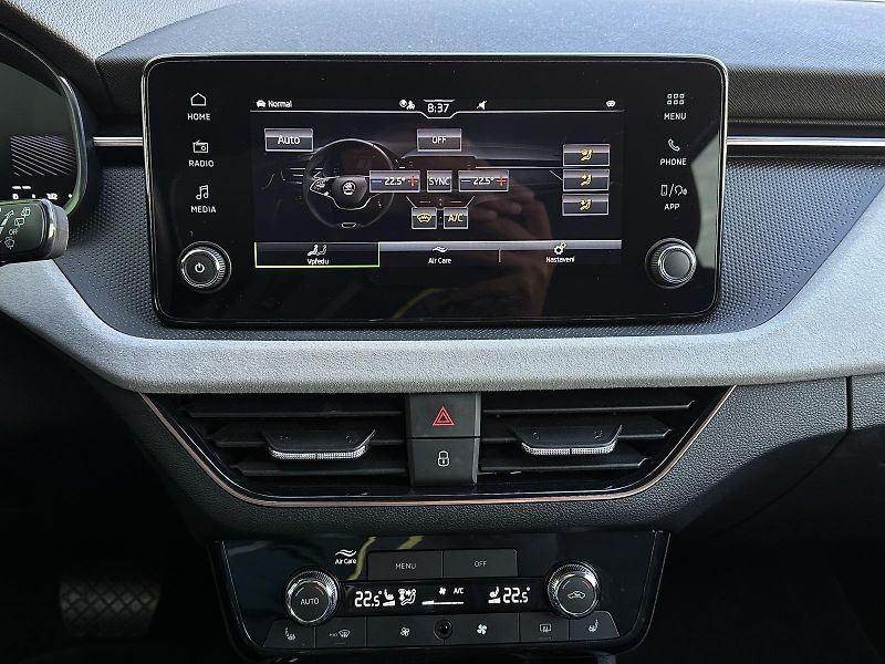 Škoda Kamiq 1.0TSi DSG 116PS TOP & Selecti - fotka 21 z 39