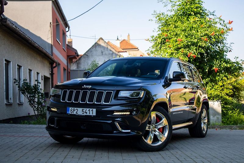 Jeep Grand Cherokee - fotografie inzerátu
