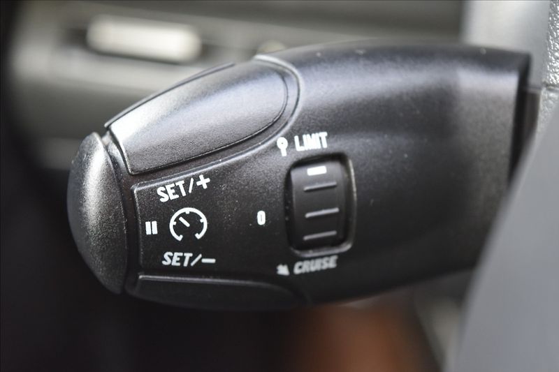 Peugeot 3008 1,6 i 88KW ALU NAVI PANORAMA - fotka 30 z 50
