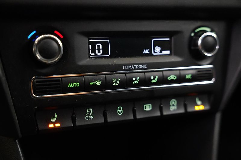 Škoda Rapid - fotka 20 z 24