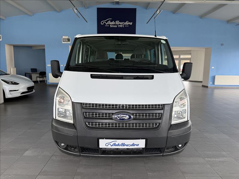 Ford Transit 2,2   TDCi,1.MAJ,MINIBUS,TAŽNÉ - fotka 2 z 23