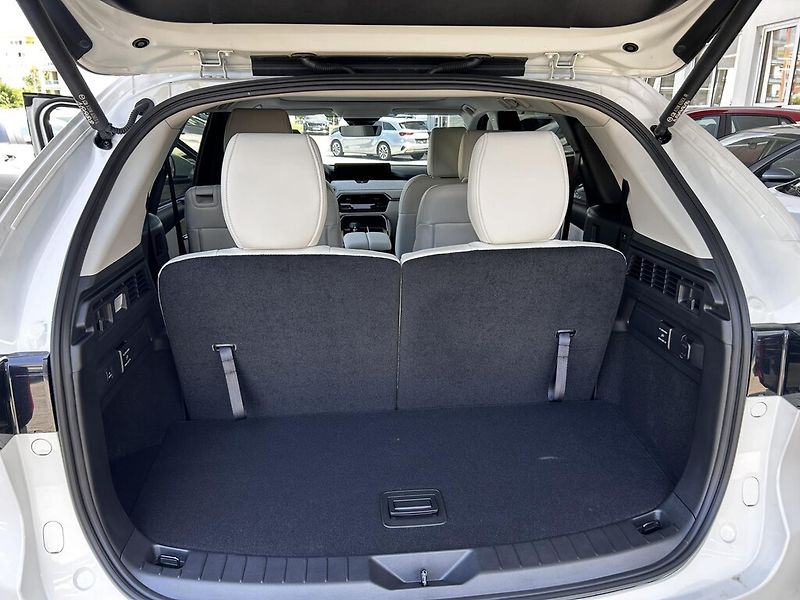 Mazda CX-80 (2026) 2.5L e-SKYACTIV PHEV - fotka 35 z 40