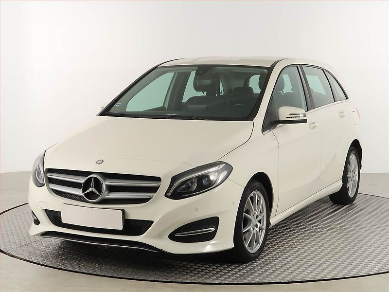 Mercedes-Benz Třídy B (2015) B 220 4MATIC, 4X4, Automat - fotka 2 z 18