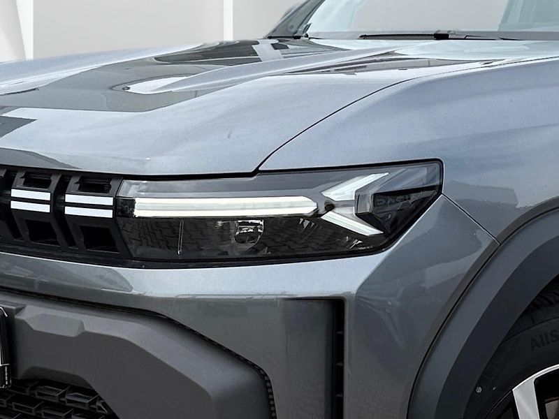 Dacia Duster (2026) 1,2 TCe 96 kW Expression 4x4 - fotka 9 z 24