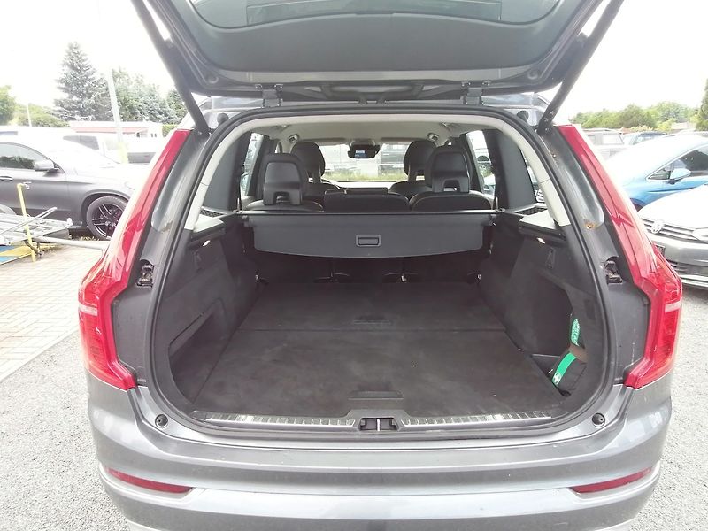 Volvo XC90 (2015) D5 AWD Momentum Head-up - fotka 21 z 21