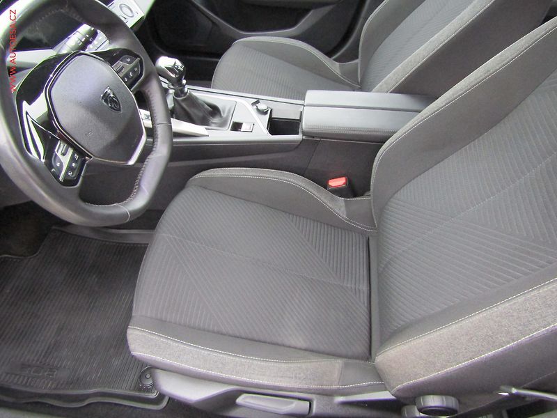 Peugeot 308 (2022) 1.2PT, 2.maj,ČR, Active - fotka 9 z 20