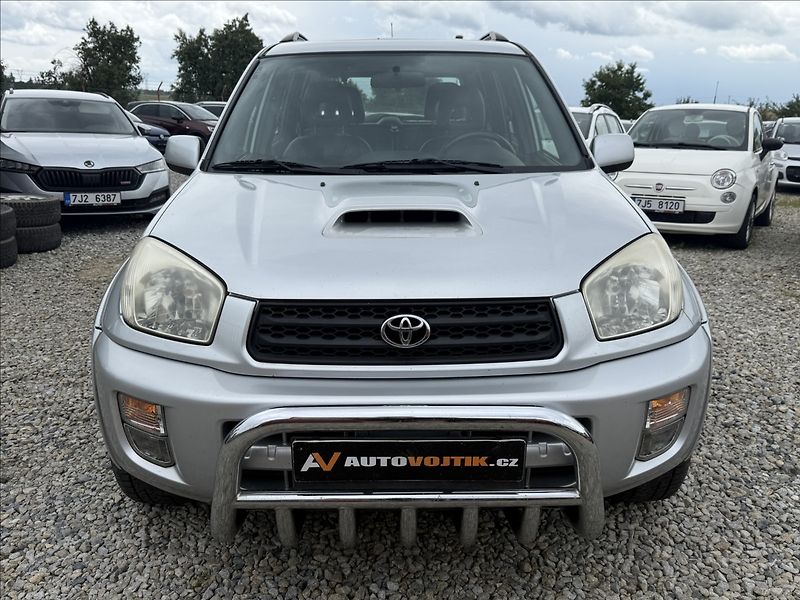 Toyota RAV4 2,0 D-4D 4X4 TAŽNÉ NOVÁ STK - fotka 2 z 24