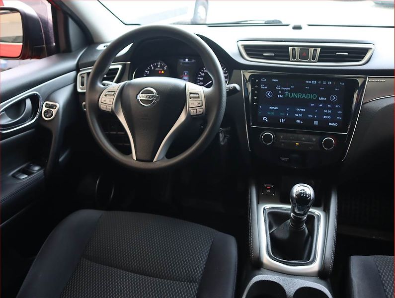 Nissan Qashqai (2016) 1.2 DIG-T, Serv.kniha - fotka 7 z 17