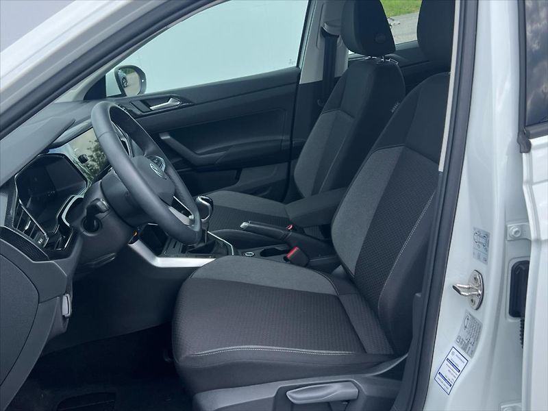 Volkswagen Taigo 1,0 TSi 70 kW LIFE - fotka 11 z 24